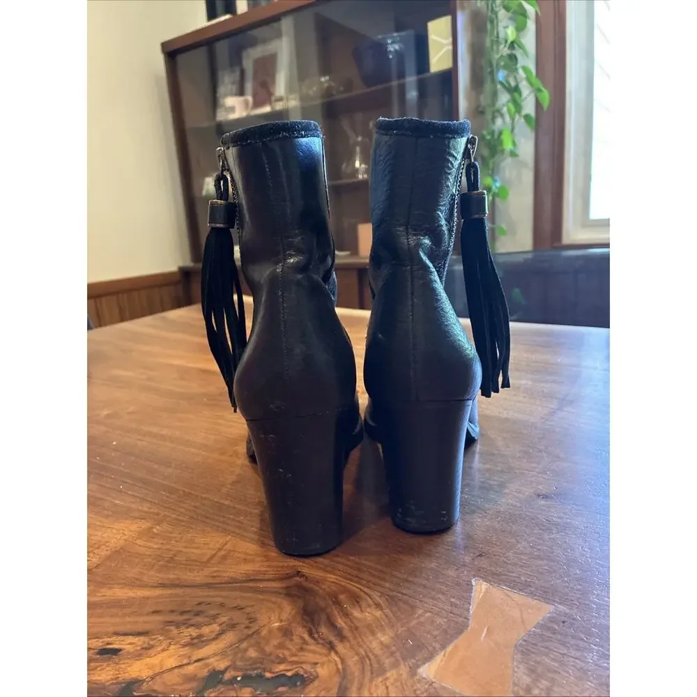 Lauren Ralph Lauren Carah Boots‎ Womens Size 8.5 Black Leather Zipper Tassel